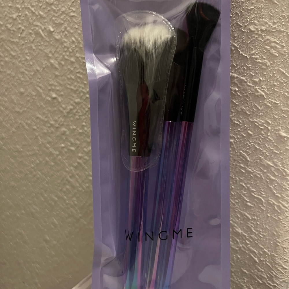 Wingme 3 peace brushes